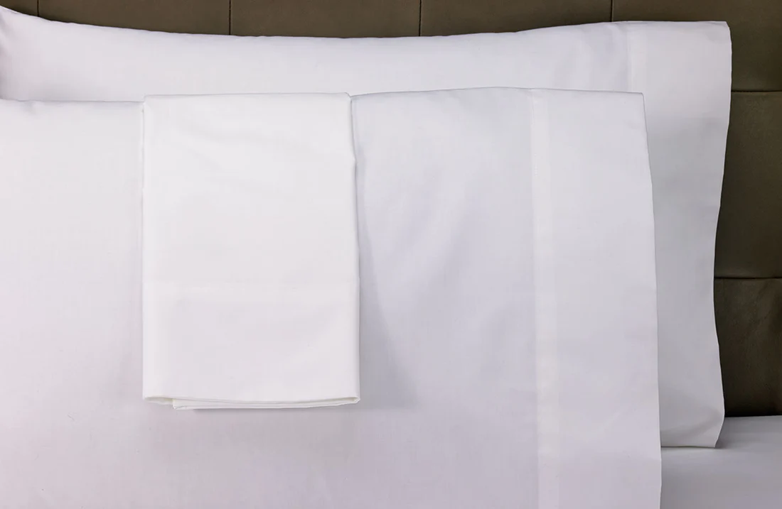 Raviolinen pillowcases in soft, durable fabric for hotel and home use